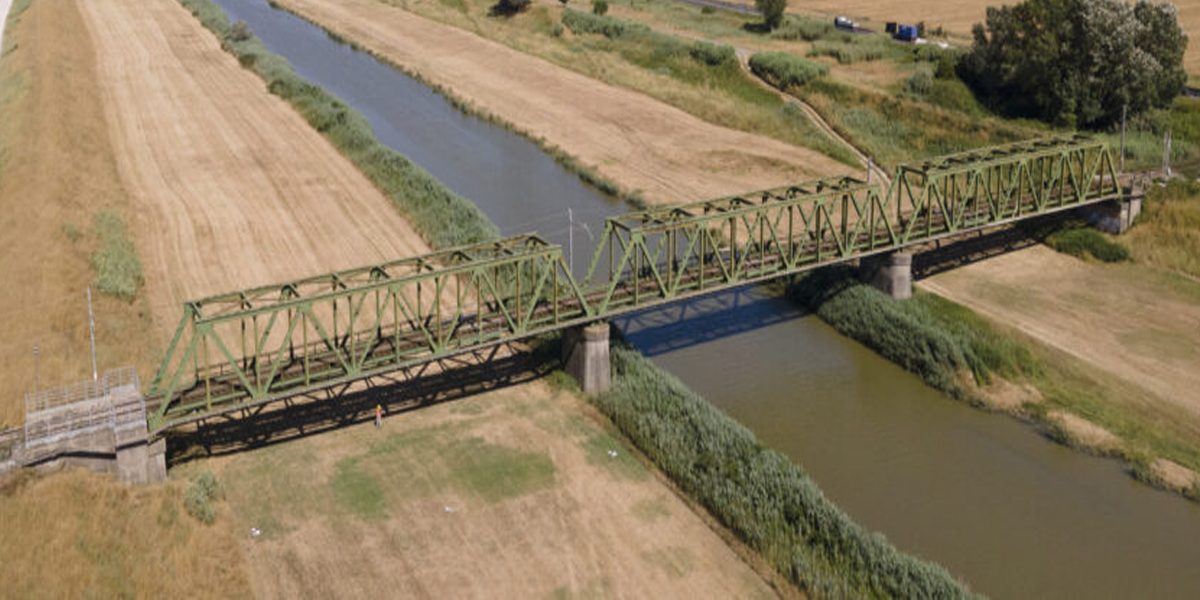 Rilievo Laser Scanner 3D del ponte ferroviario sul canale Scolmatore dell’Arno, Collesalvetti (Livorno)